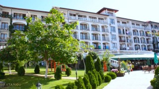 Двустаен апартамент в комплекс Триумф Холидей Вилидж (Triumph Holiday Village), Свети Влас