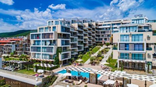 Трехкомнатная квартира в комплексе ДОЛЬЧЕ ВИТА (DOLCHE VITA), Святой Влас